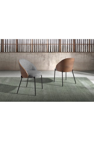 Chaise en bois plaqué noyer