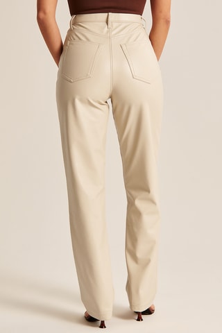 Pantalón straight tiro alto - Crema