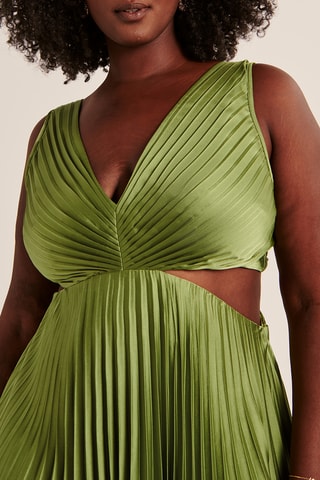 Vestido plisado - Verde oliva