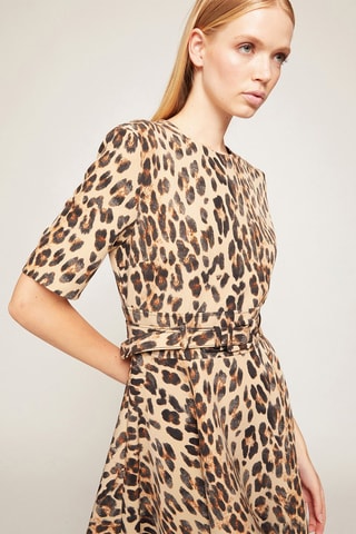 Vestido evasé - Beige