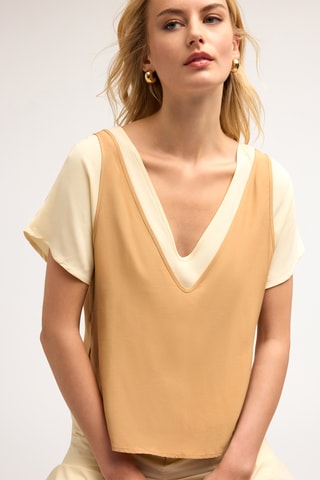 Blusa efecto doble prenda - Beige