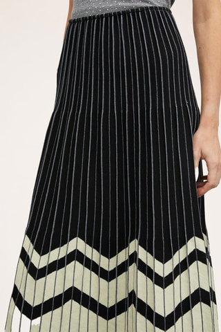 Falda midi plisada - Negro