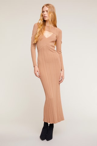 Jersey corto y vestido largo - Beige