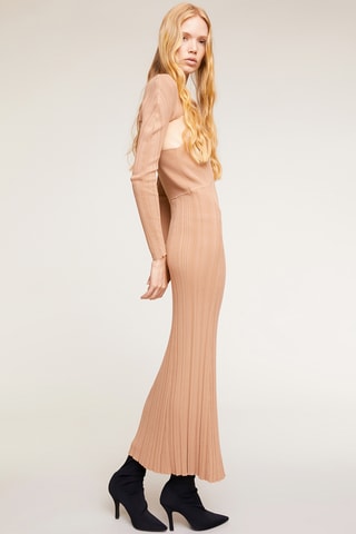 Jersey corto y vestido largo - Beige