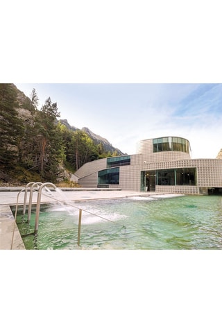 Coffret cadeau Séjour de 2 jours en hôtel 4* avec spa dans les Pyrénées à la frontière espagnole - 2 personnes