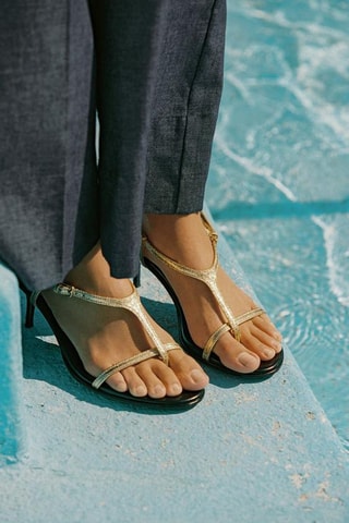 Sandales à talons - Doré