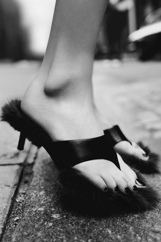 Sandales à talons en cuir - Noir