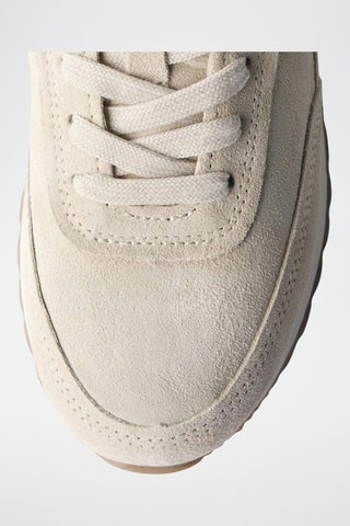 Baskets en nubuck - Ecru