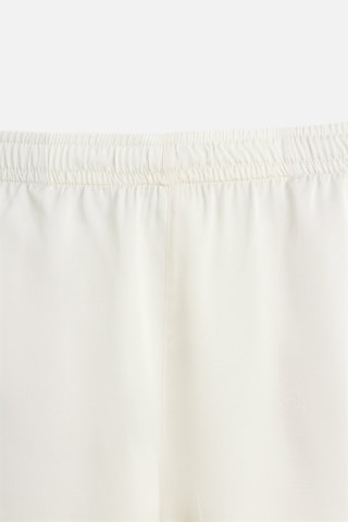 Short - Ecru