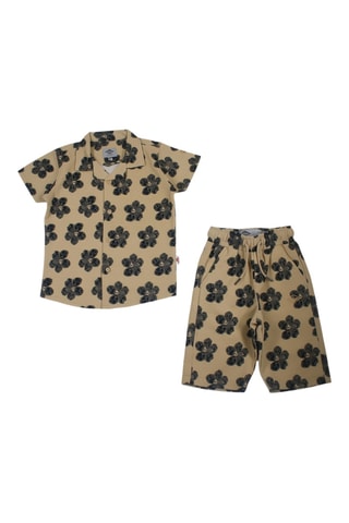 Camisa y bermudas - Beige