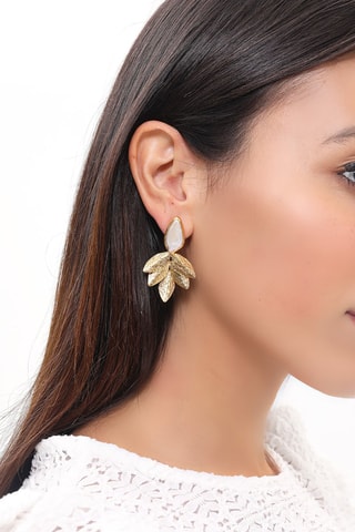 Boucles d'oreilles dorées à l'or fin jaune - Perles de culture