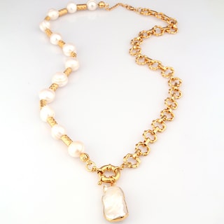 Ketting - messing doublé goud en witte parels