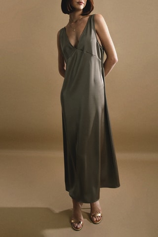 Vestido largo 
Caqui