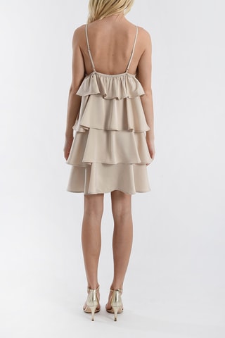 Vestido avolantado 
Beige