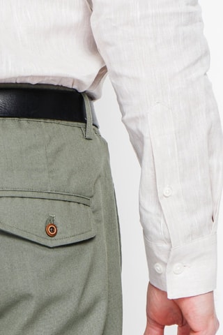 Camisa slim fit de lino - Beige