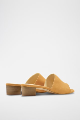 Sandali con tacco in pelle scamosciata - Cammello