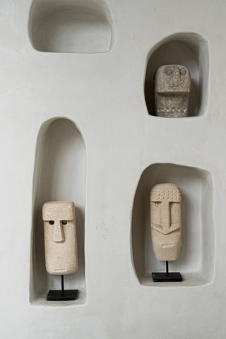 Statue Sumba en grès - 19 x 5 x 6 cm - Beige
