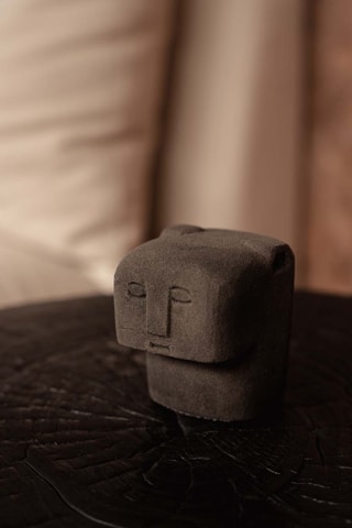 3 statuettes en grès Sumba - 6 x 7 x 9 cm
