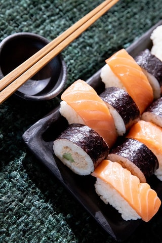 Assiette plate à sushis en terre cuite - 25 x 12 x 2 cm