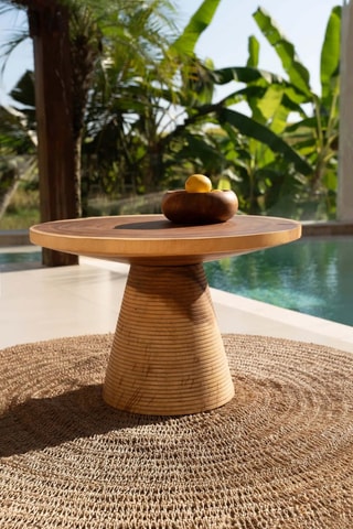 Table basse en bois de suar Hi Matata - 70 x 45 x 70 cm