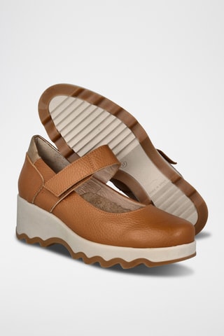Leren Sandalen met Sleehak Bugui - Camel
