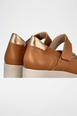 Leren Sandalen met Sleehak Bugui - Camel