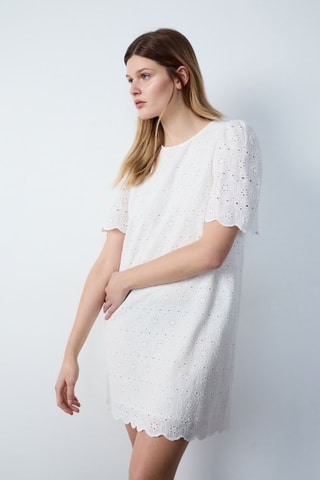 Vestido direito em bordado inglês Capsule fleurs - Branco