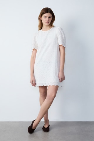 Vestido direito em bordado inglês Capsule fleurs - Branco