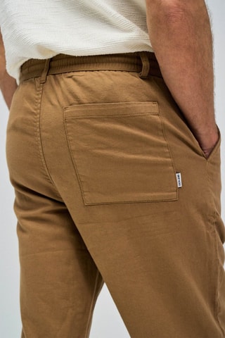 Pantalón regular fit  - Marrón