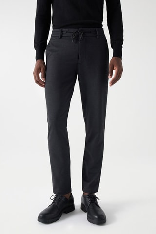 Pantalón slim fit - Negro
