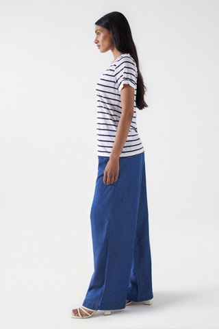 T-shirt regular en lin - Blanc et bleu foncé