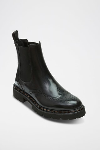 Botins Chelsea regular em couro - Preto - Preto