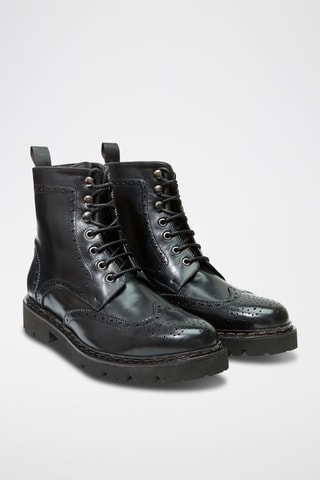 Botins em couro 
Preto - Preto