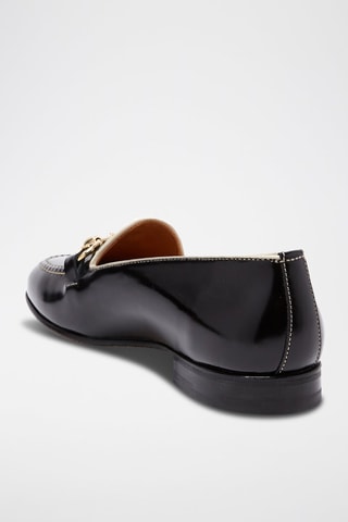 Mocassins em couro envernizado 
Preto - Preto