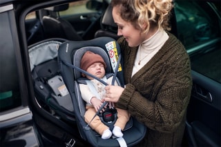 Autostoeltje Coral 360 I-Szie - Vanaf de geboorte - 40 tot 75 cm - Zwart