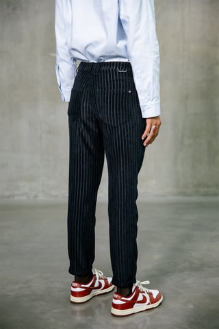 Pantalon slim 7/8 en velours Sophy Norwich - Noir