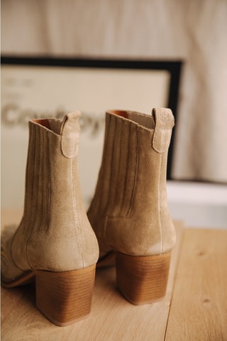 Bottines en nubuck Teresa Piccolo Studs - Beige