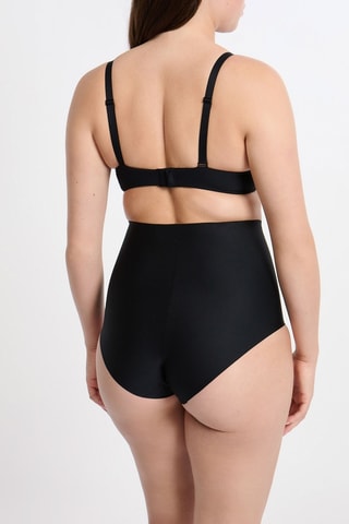 Cueca de cintura alta Controly - Preto