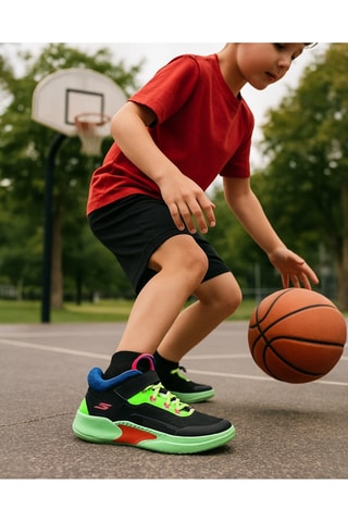Chaussures de basketball - Noir et vert clair