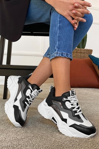Zapatillas con plataforma - Negro