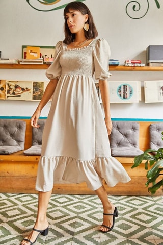 Vestido midi - Beige