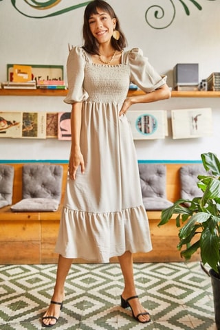 Vestido midi - Beige