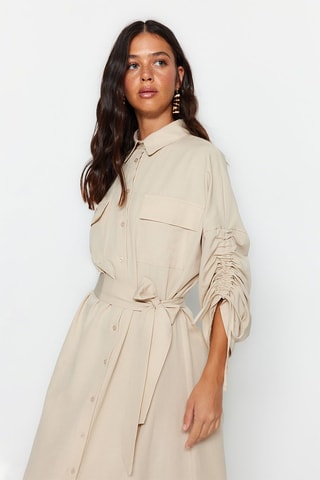 Vestido camisero - Beige