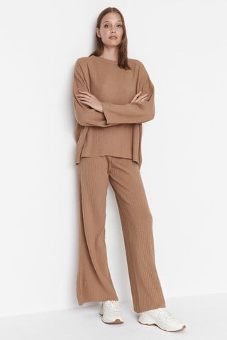 Jersey y pantalón wide leg - Camel