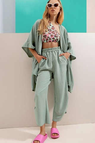 Kimono y pantalón de tiro alto - Verde agua