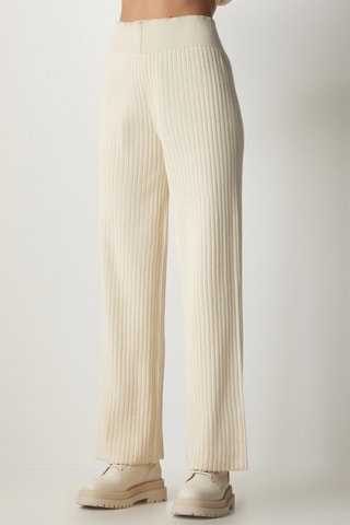 Sudadera y pantalón de tiro alto - Nude