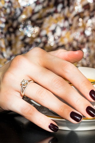 Anillo Mackay - Oro amarillo, diamantes y topacio