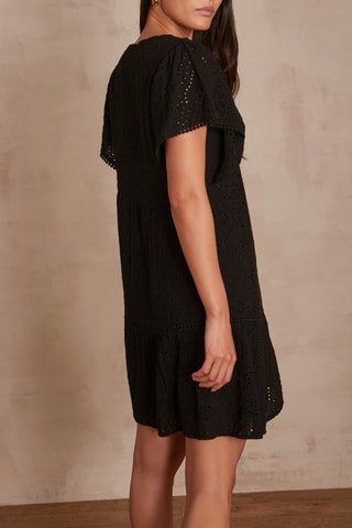 Vestido evasé con bordado inglés - Negro