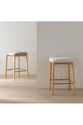 2 tabourets en chêne - 44 x 65 x 44 cm