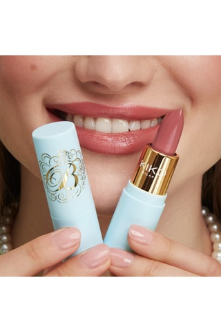 Lippenstift satin shine Bridgerton Ballroom Beauty - 01 Ballgown Blush - 3,6 g